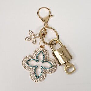 Authentic Louis Vuitton Lock & Key with Unbranded Flower Charm, Keychain 100725